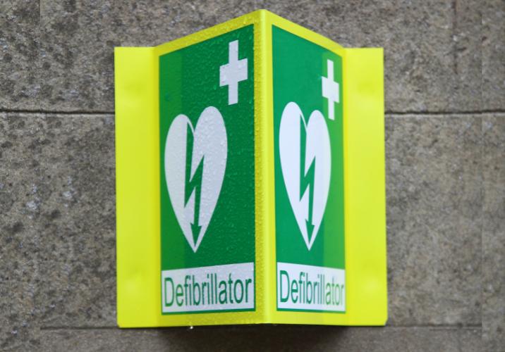 Defibrillators Can Save Lives Comcen